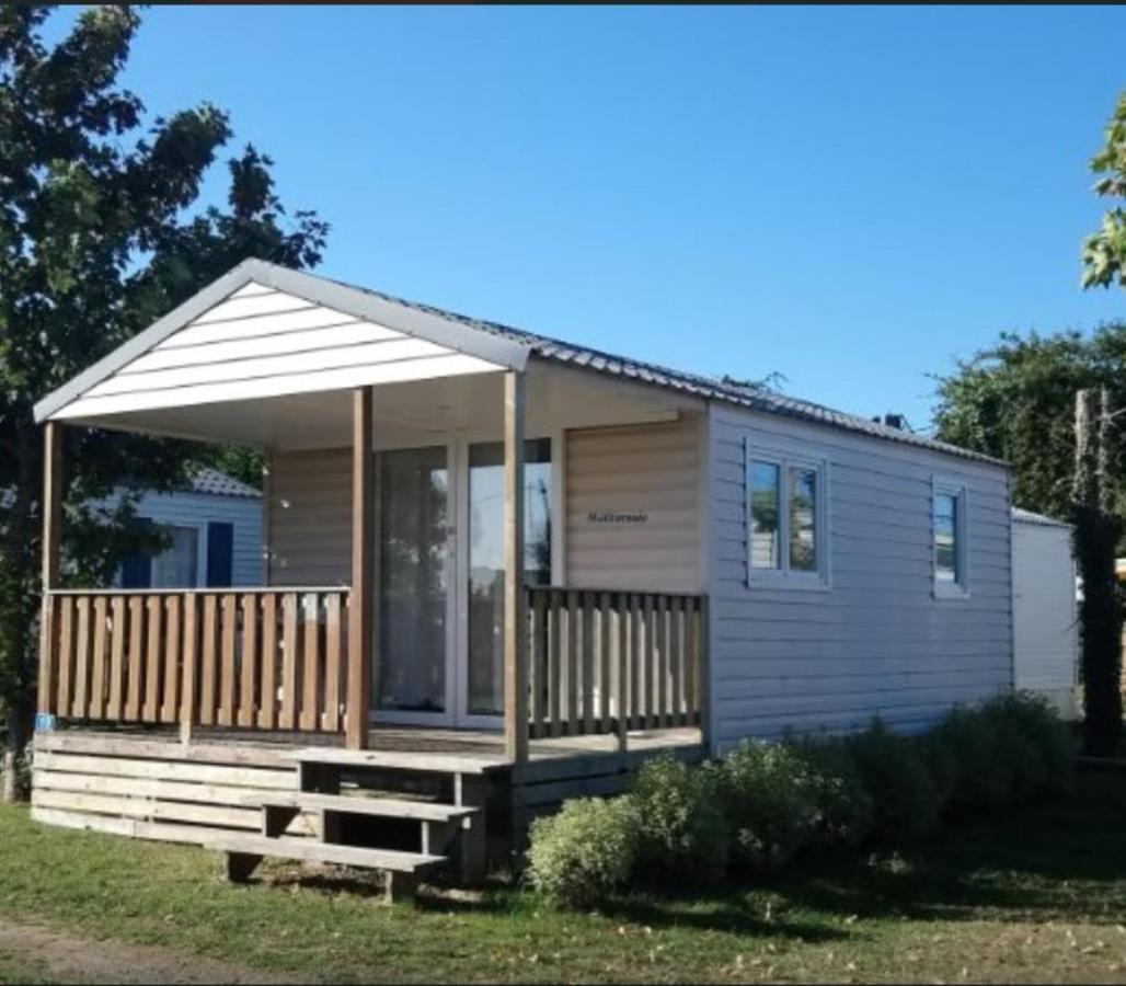 Camping Les Rives Du Lac De Vinca Exterior photo